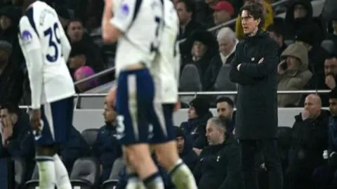 小贾伦-杰克逊31分6板1助，灰熊以125-91击败热火